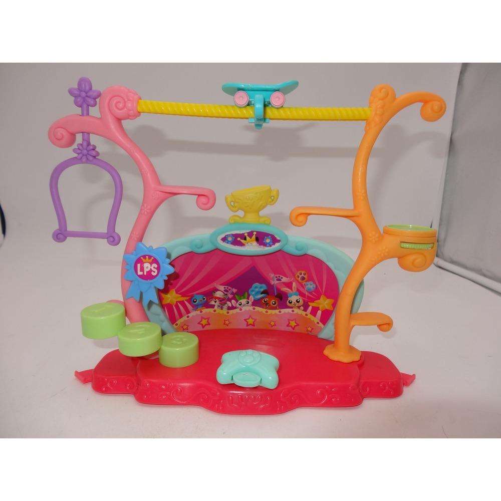 Littlest Pet Shop Tricks and Talents Show Playset 2006 No Pets